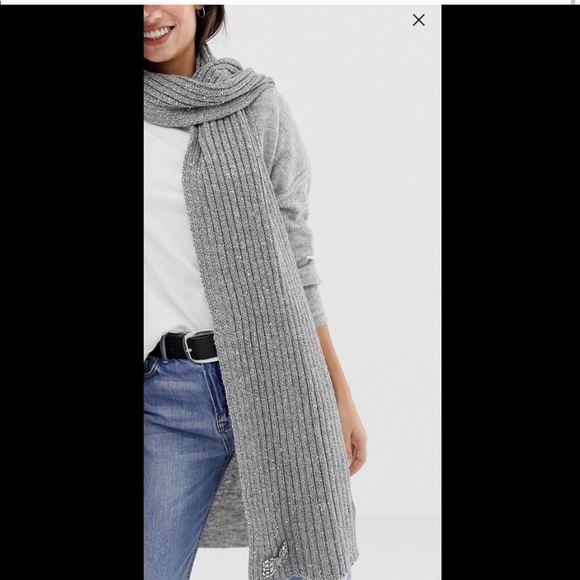 ASOS GRAY SCARF W BOWTIE - Picture 4 of 5